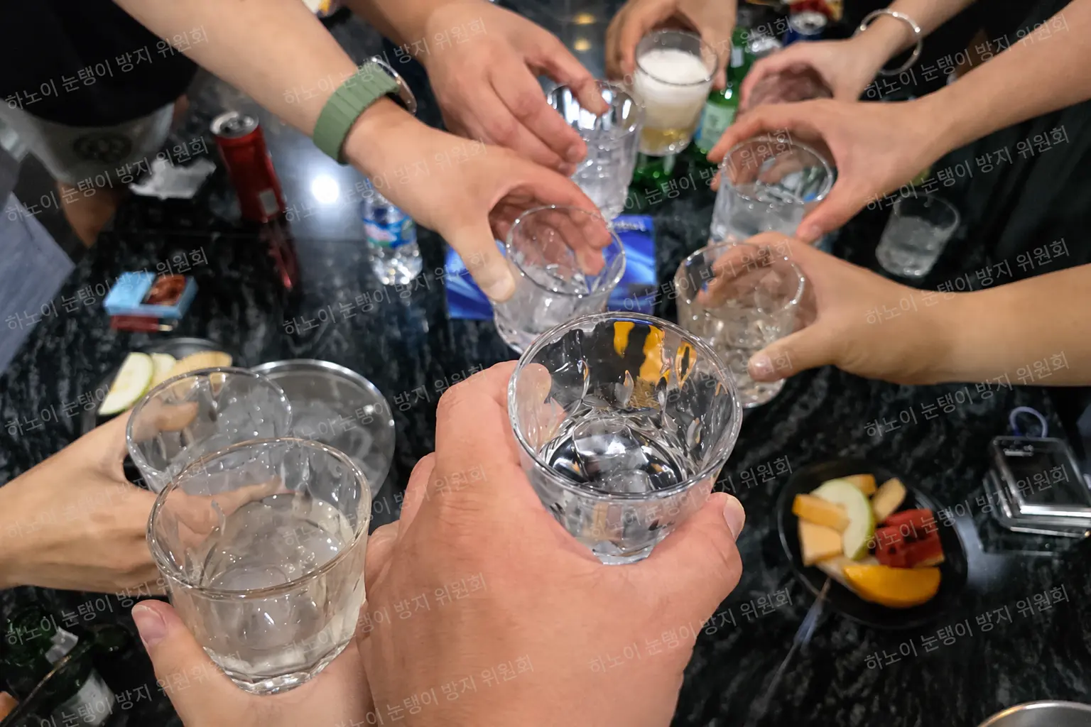 박카스 가라오케 분위기